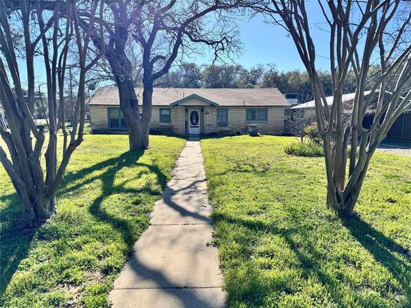 1500 Phillips Drive, Brownwood, TX 76801