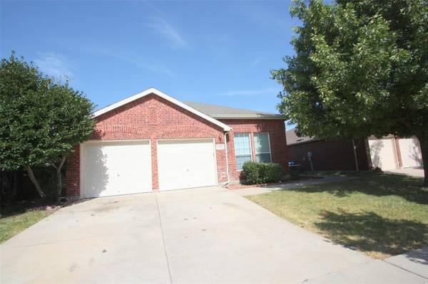 13817 High Mesa Road, Fort Worth, TX 76262