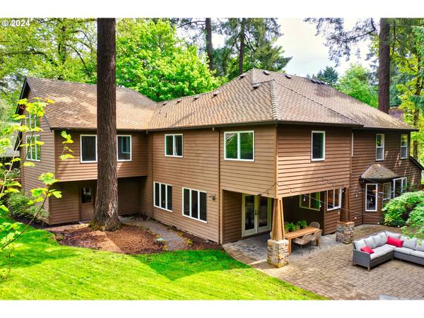 Lake Oswego, OR 97035,3159 DOUGLAS CIR