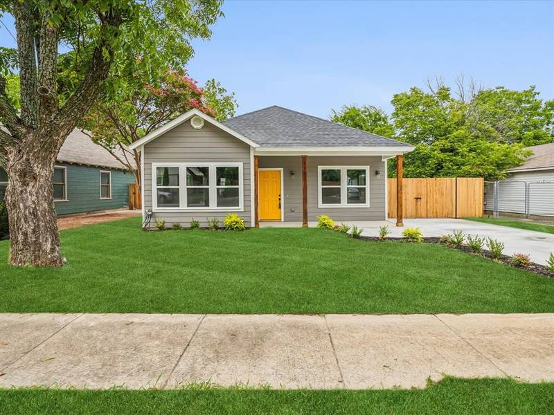 1103 E Leuda Street, Fort Worth, TX 76104