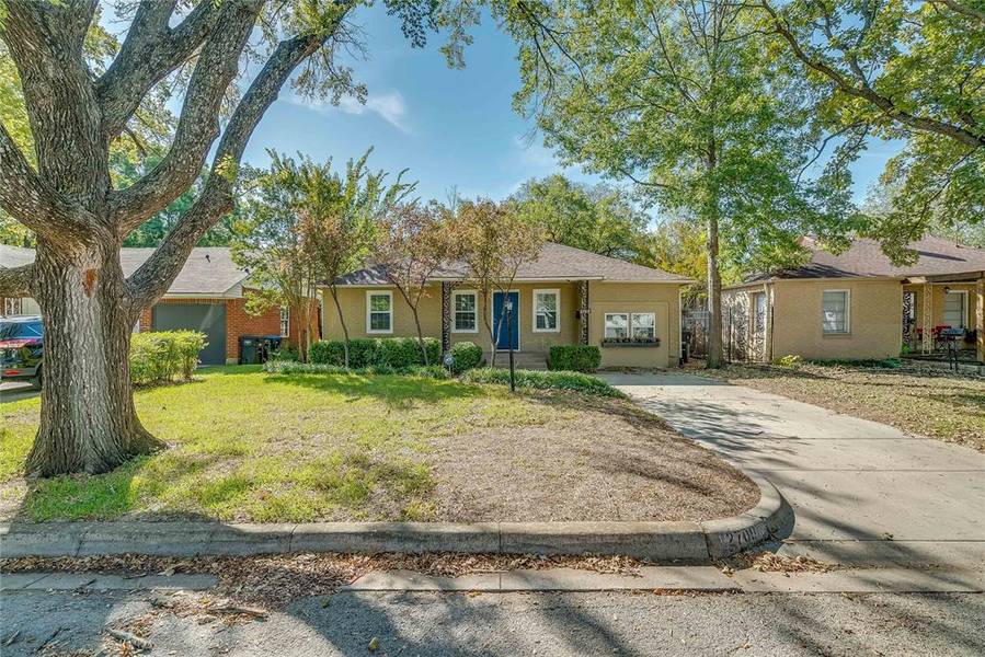 2709 W Bewick Street, Fort Worth, TX 76109