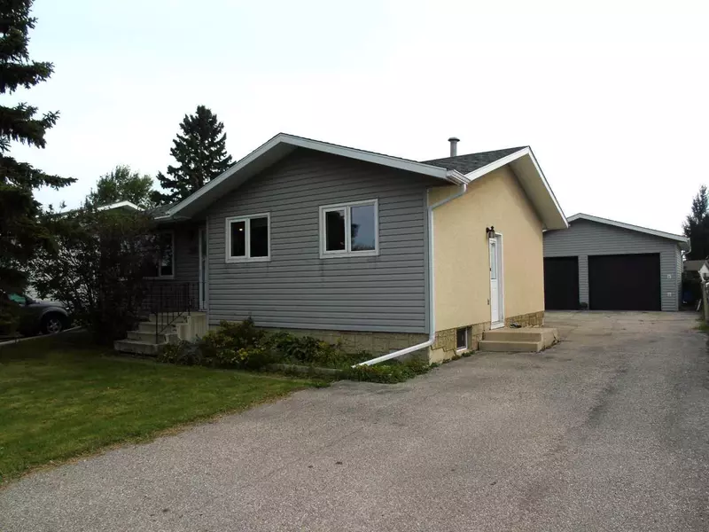 305 7 ST Southeast, Slave Lake, AB T0G 2A3