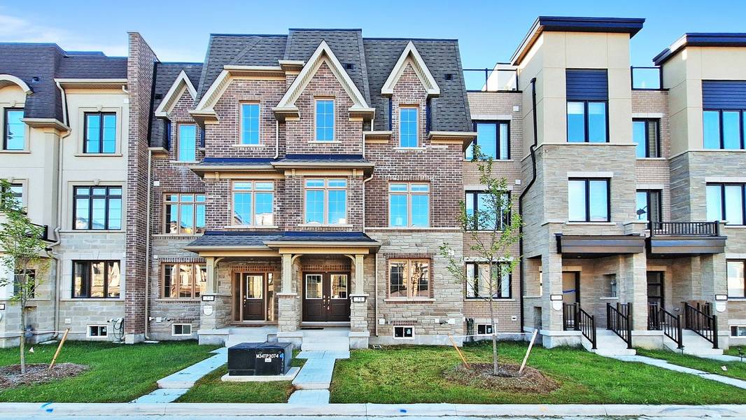 21 William Shearn CRES, Markham, ON L6C 3J3