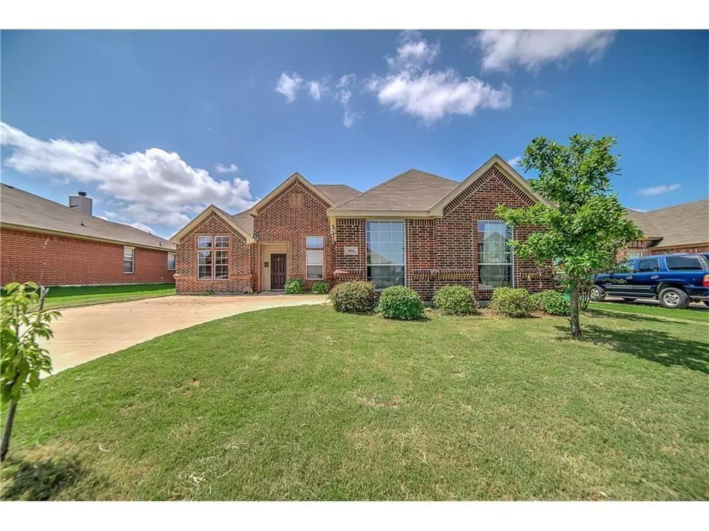 Burleson, TX 76028,804 Peach Lane