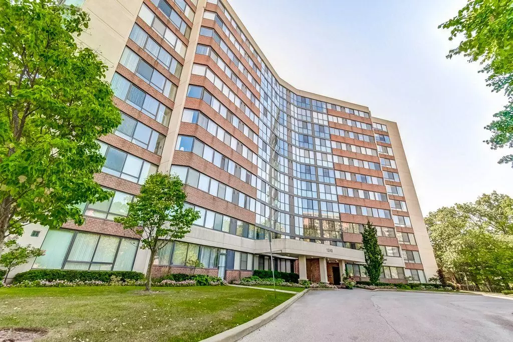 Oakville, ON L6H 3K7,1240 Marlborough CT #310