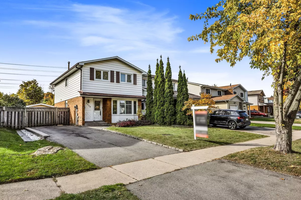 Mississauga, ON L5L 1B4,3236 Hornbeam CRES