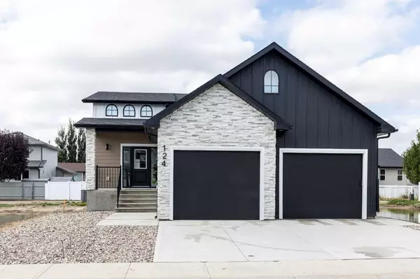 124 Hamptons CRES SE, Medicine Hat, AB T1B 0P4