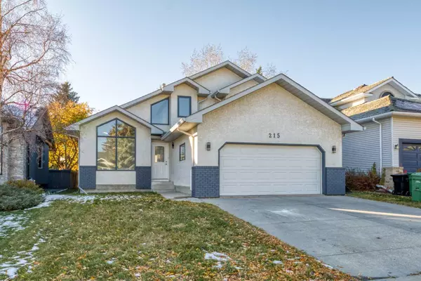 Calgary, AB T3G 3P3,215 Hawkstone Close Northwest