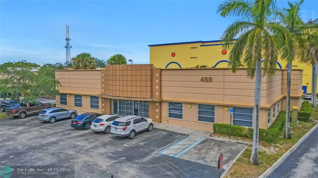 Pompano Beach, FL 33069,470 S Andrews Ave  #203