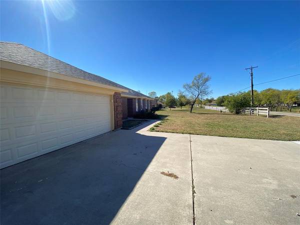 Haslet, TX 76052,213 County Road 4838