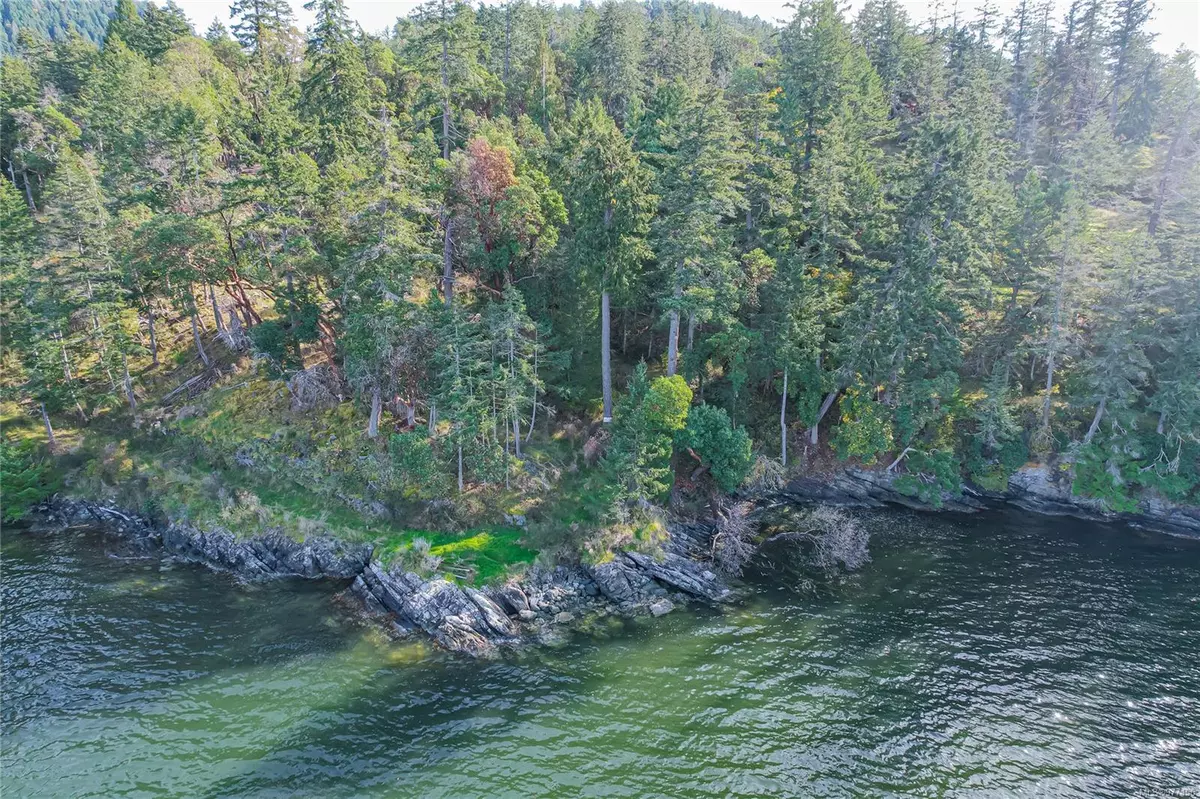 Salt Spring, BC V8K 0A3,138 Narrows West Rd