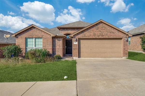 9236 Diane Drive, White Settlement, TX 76108