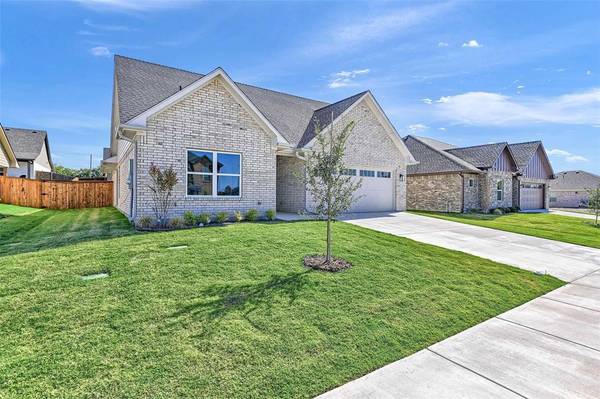 Sherman, TX 75092,1811 Boxwood Drive