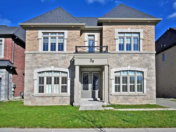 39 Trail Rider DR, Brampton, ON L6P 4J9