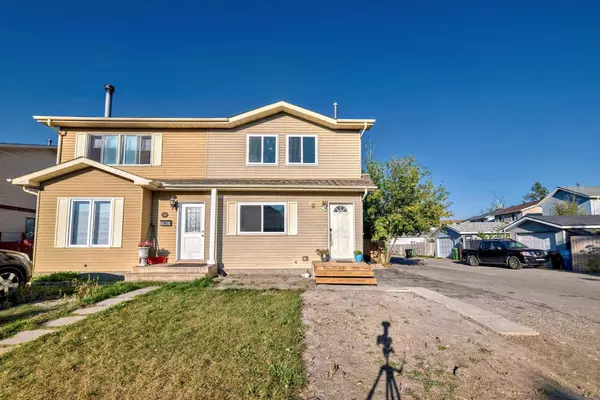 Calgary, AB T3J 2B4,16 Falshire WAY NE