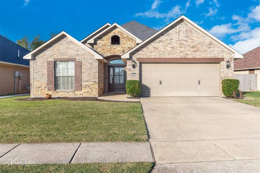 3307 Grand Lake Drive, Bossier City, LA 71111