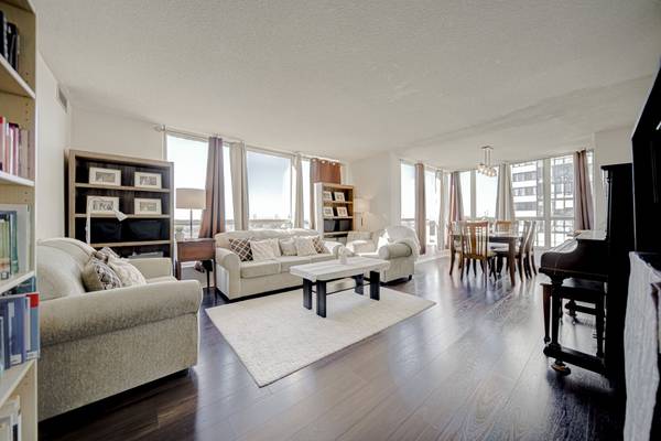 2901 Kipling AVE #908,  Toronto W10,  ON M9V 5E5