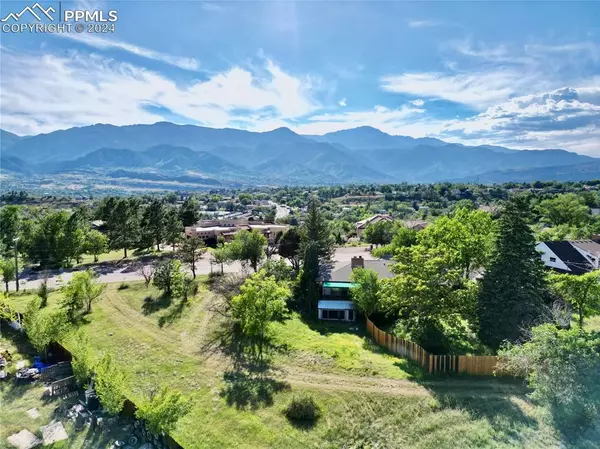 Colorado Springs, CO 80904,1805 Mesa RD