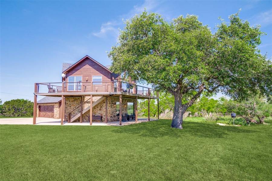 20 Riviera Drive, Graford, TX 76449