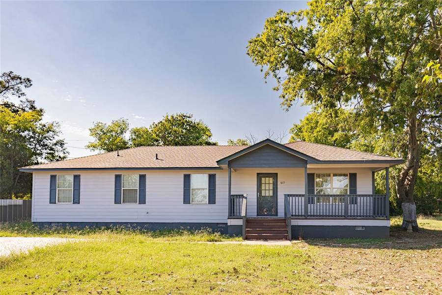 613 N Hansbarger Street, Everman, TX 76140