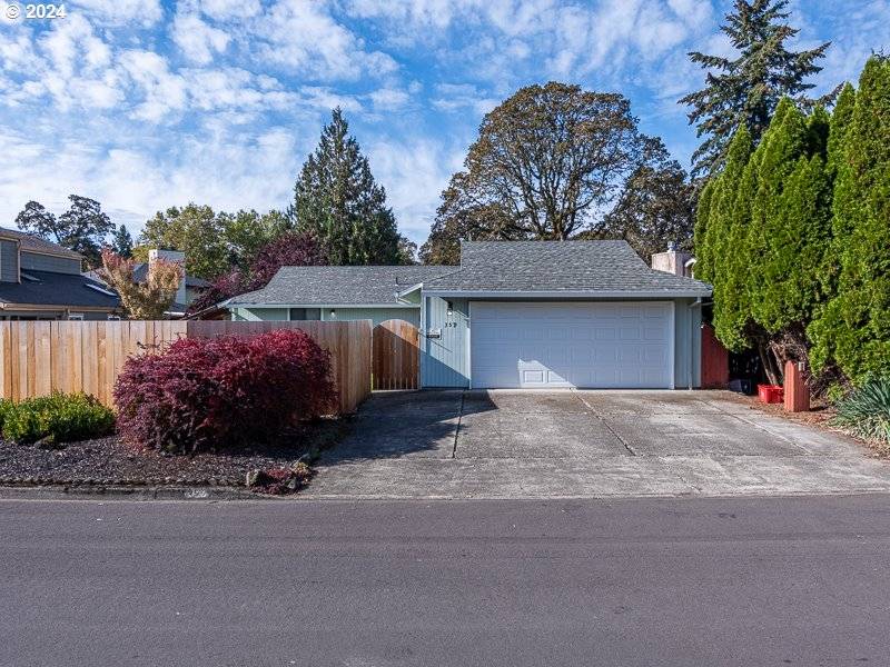 357 NE HYDE CIR, Hillsboro, OR 97124