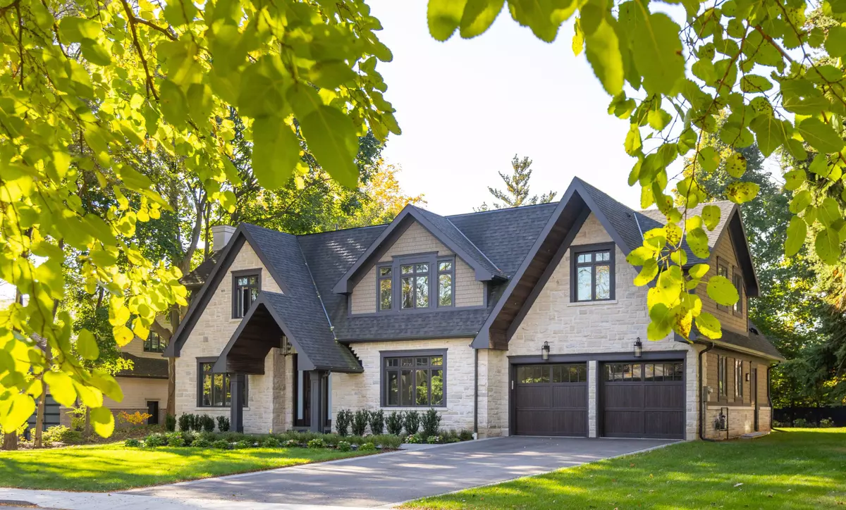 Oakville, ON L6J 3X5,128 Balsam DR