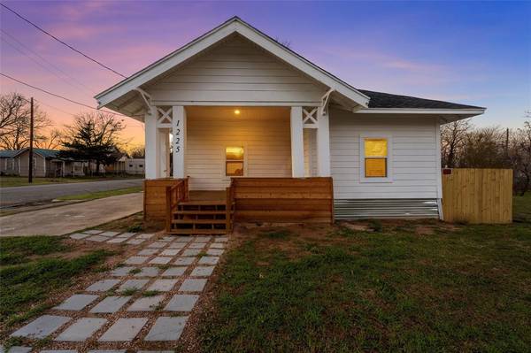 1225 Colcord Avenue, Waco, TX 76707