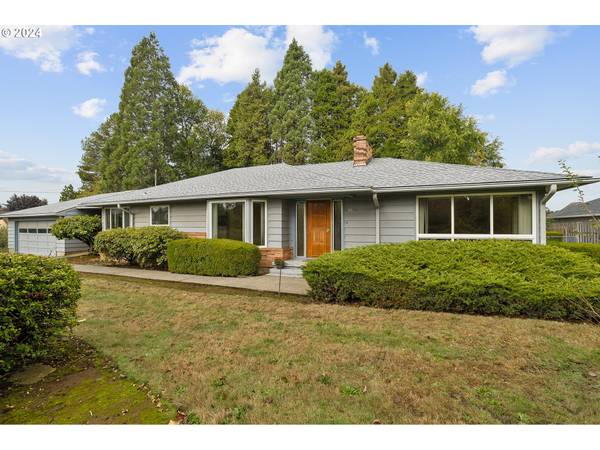 19531 CENTRAL POINT RD, Oregon City, OR 97045