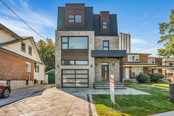 53 Buttonwood AVE, Toronto W04, ON M6M 2H9