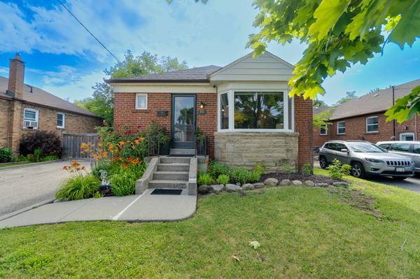 45 Mayall AVE, Toronto W05, ON M3L 1E7