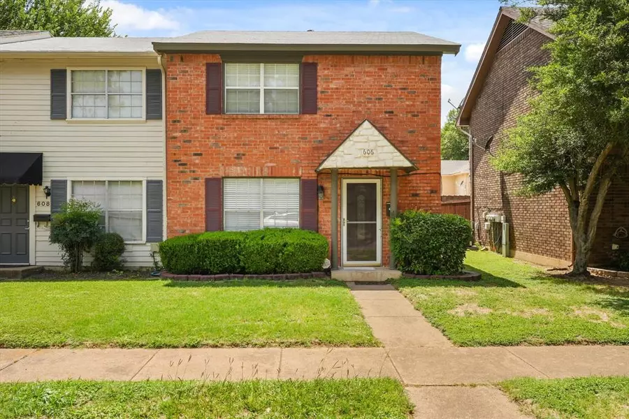 606 St Charles Court, Arlington, TX 76013