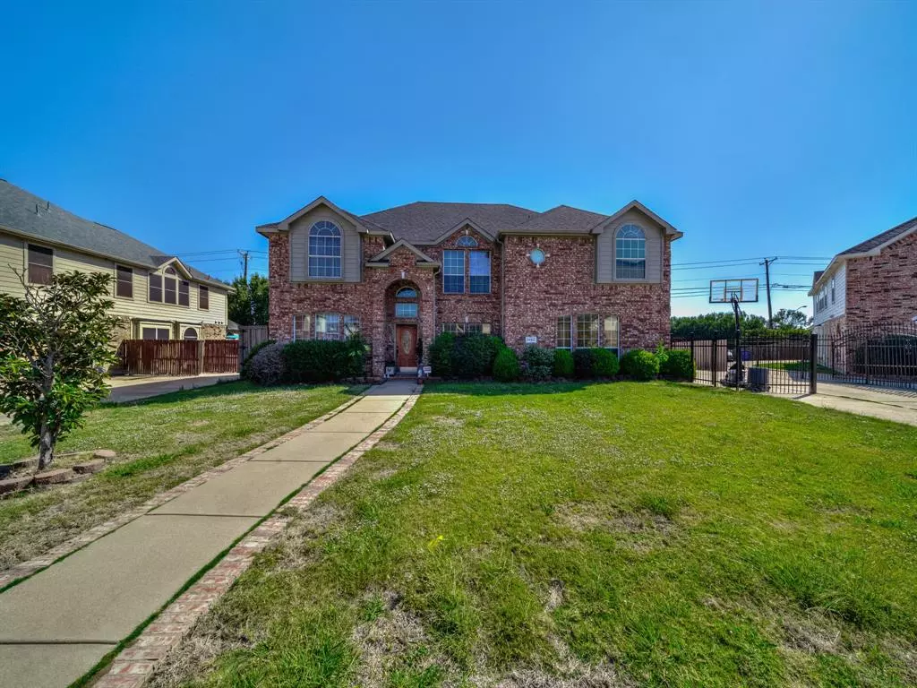 Mansfield, TX 76063,1002 Saint Gregory Drive