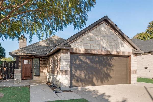 2309 La Costa Drive, Rowlett, TX 75088