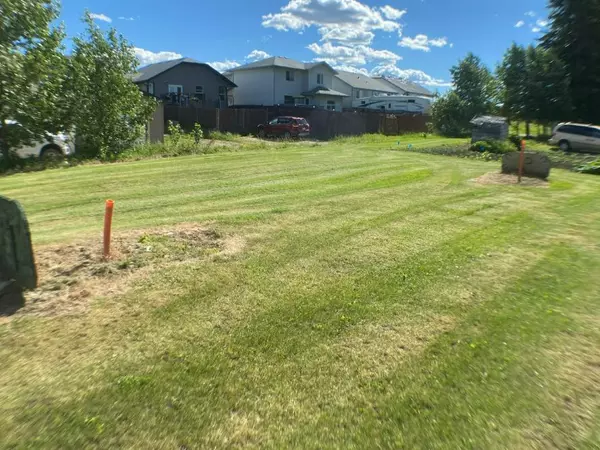 Rocky Mountain House, AB T4T 1B1,4411 62 ST