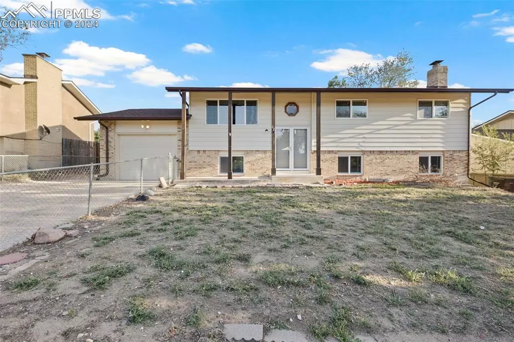 Colorado Springs, CO 80911,621 Rowe LN