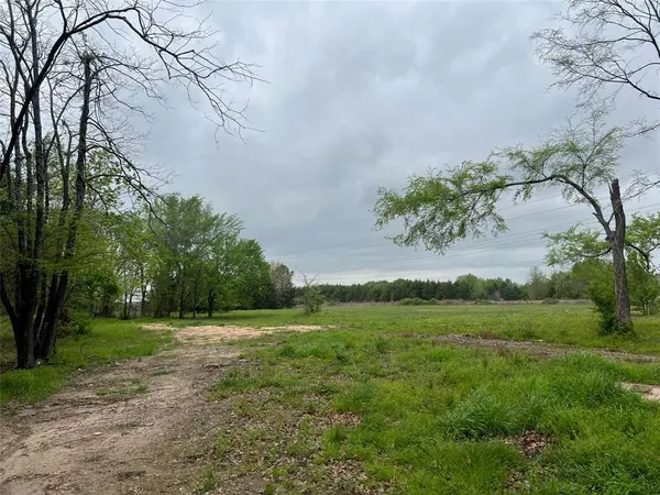 218 County Road 1450,  Bonham,  TX 75418