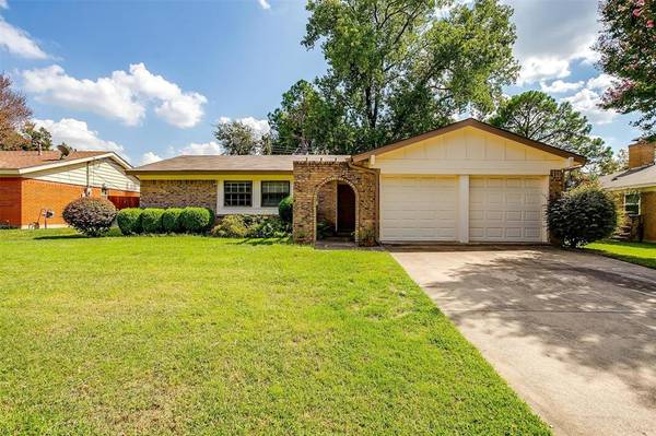 Bedford, TX 76022,1904 Knoxville Drive