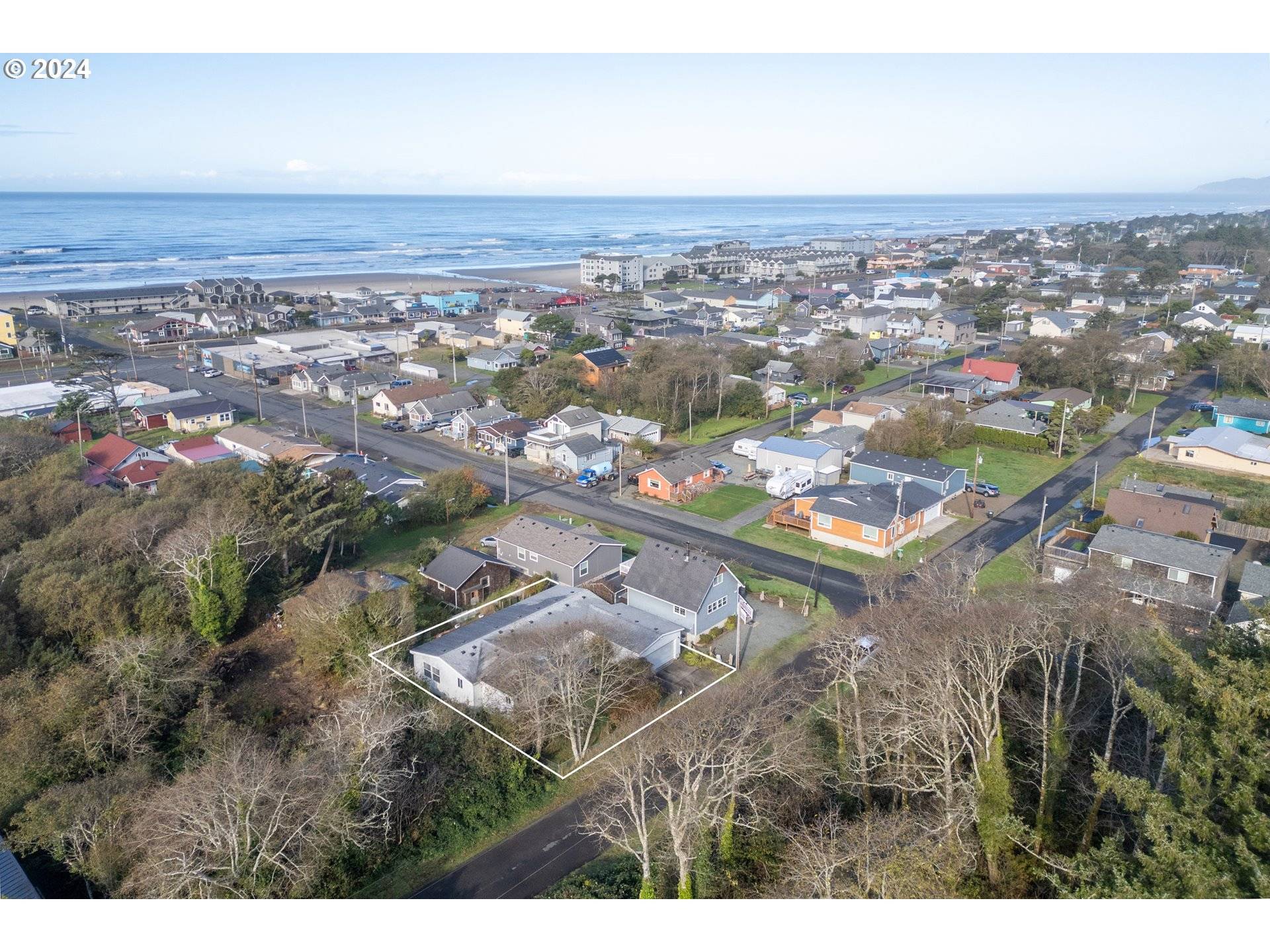 Rockaway Beach, OR 97136,217 S DOLPHIN ST