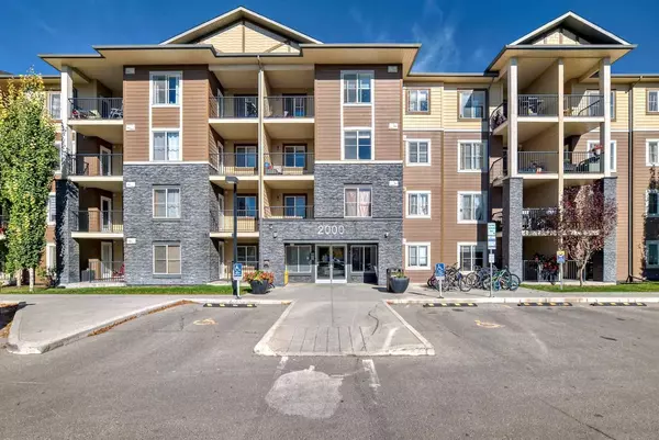 Calgary, AB T2X 2B9,81 Legacy BLVD #2418