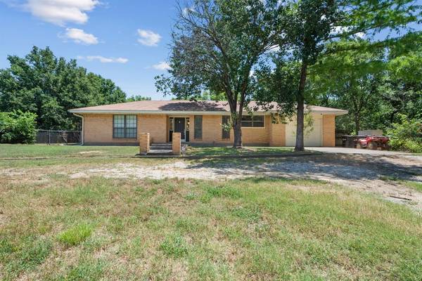 4106 US Highway 81 N, Bowie, TX 76230