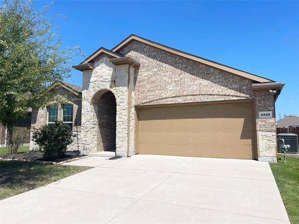 4016 Spur Trail Drive,  Denton,  TX 76208