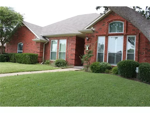 3913 Alto Avenue, Carrollton, TX 75007