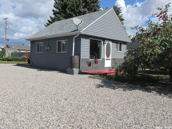 605 10th AVENUE W, Nipawin, SK S0E 1E0