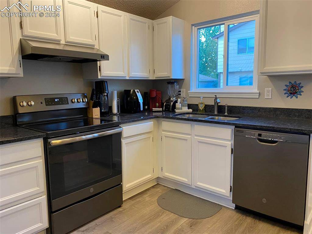 Colorado Springs, CO 80918,3435 Beechwood CT