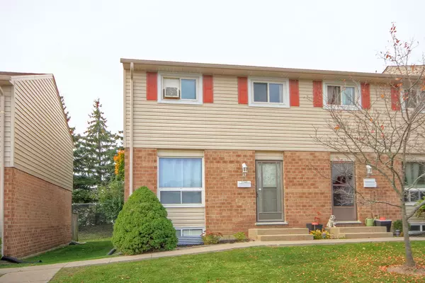 London, ON N6C 5G5,351 HIGHVIEW AVE E #12