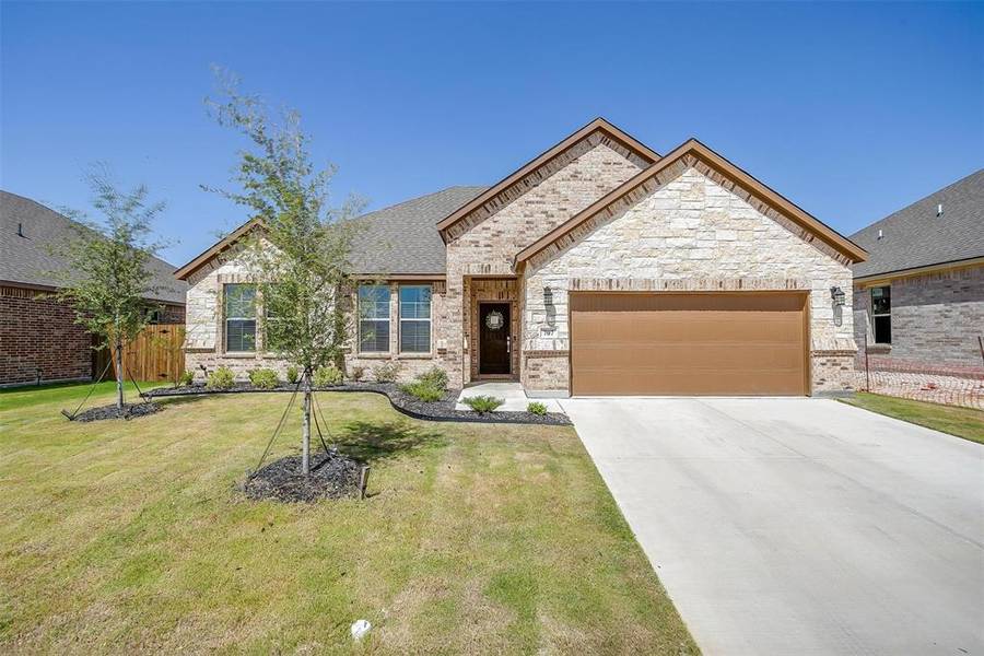 707 Lake Murray Lane, Cleburne, TX 76033