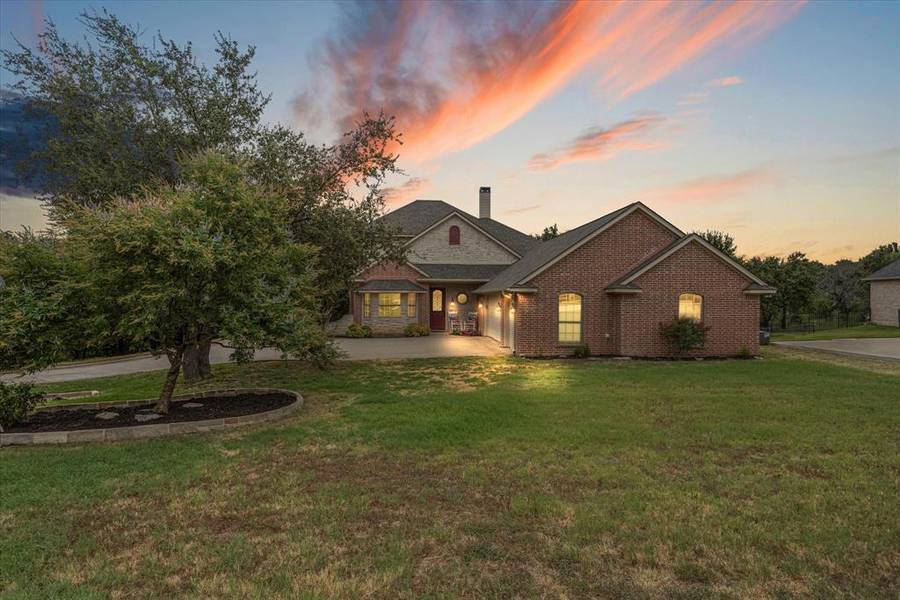 2303 Winton Terrace Court, Granbury, TX 76048