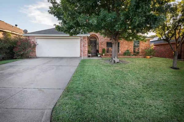 1711 Treasure Cay Drive, Mansfield, TX 76063