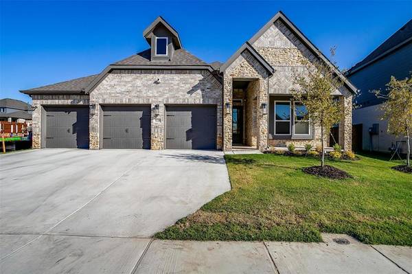 5228 Great Hollow Trail, Fort Worth, TX 76179