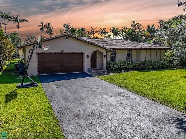 2425 NW 115th Dr, Coral Springs, FL 33065